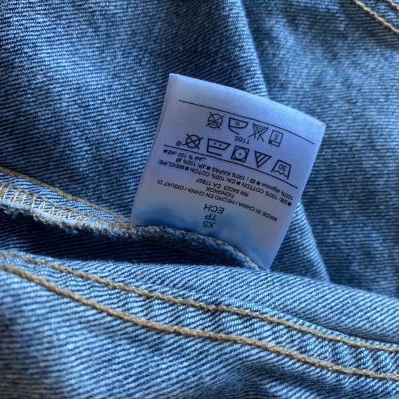 Old Navy Jean Jacket - Picture 4 of 4